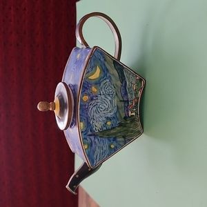 Kelvin Chen mini teapot
